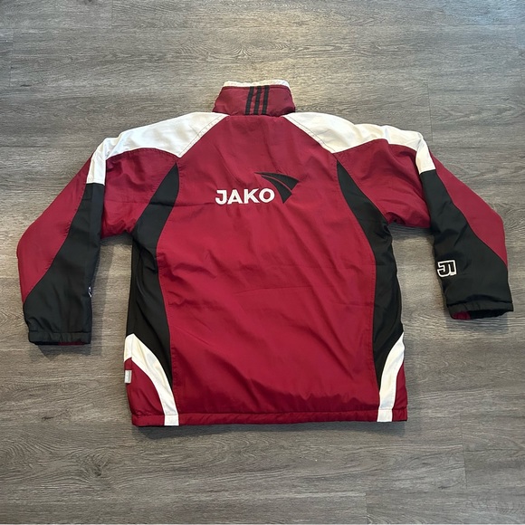 Retro FC Barcelona Reversible Bomber Jacket - Picture 5 of 12